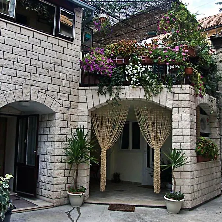 شقة Stone House سبليت